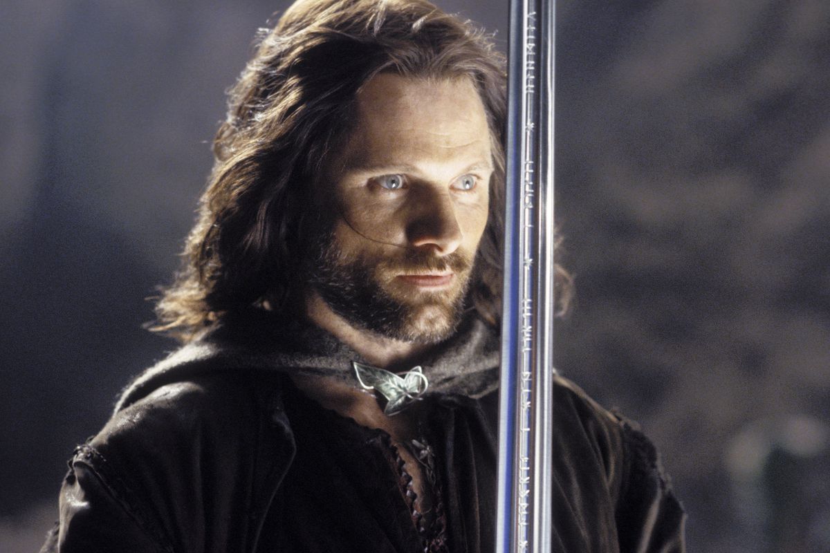 Lord of The Rings: Aragorn, son of Arathorn. | Aragorn, Lord of the rings,  Lotr